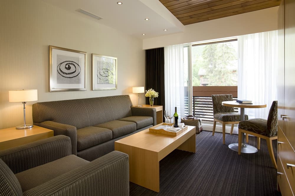 Premium Room Two Twin Beds + Sitting Area