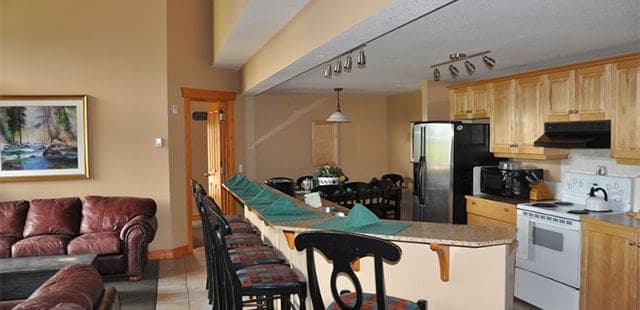 Lizard Creek Lodge