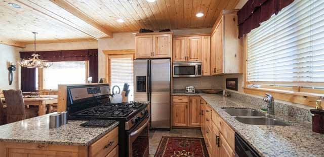 Timber Wolf Lodge