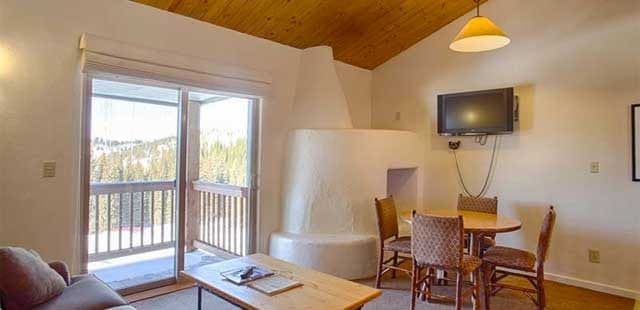Sioux Lodge Suites