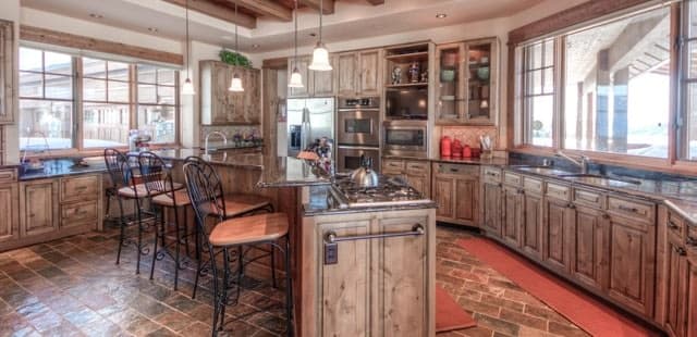 White Grass Lodge