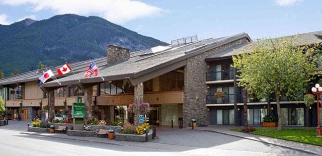 Banff Park Lodge