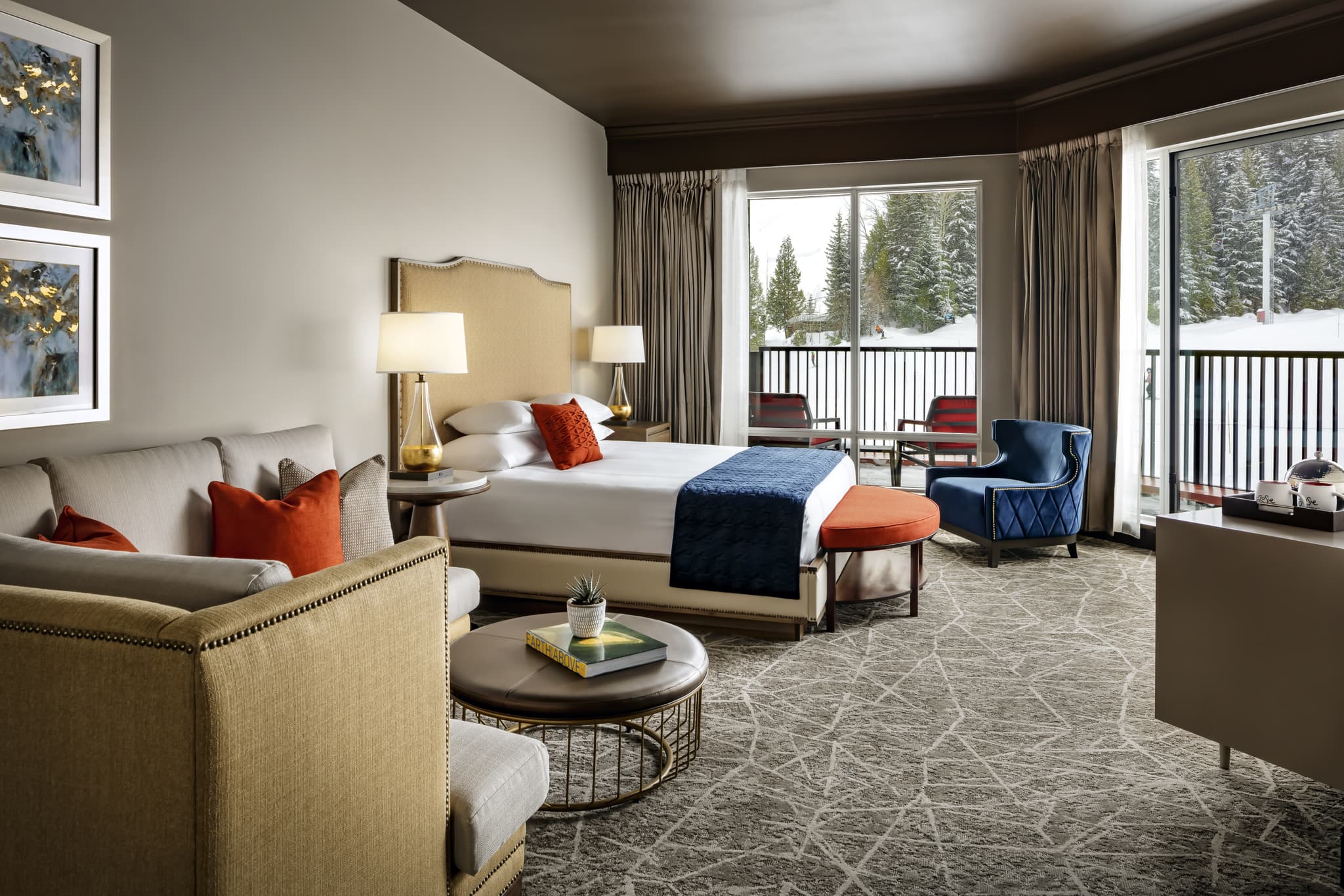 Josie Hotel