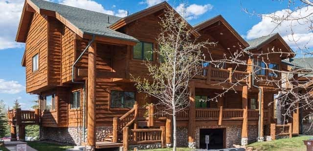 Timber Wolf Lodge