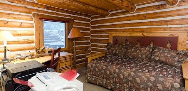 Ponderosa Lodge Home