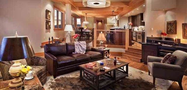 Peaks Grande Lodge