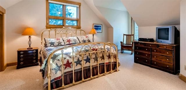 Mountain Bear Lodge