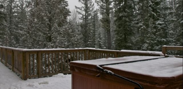First Tracks Lodge