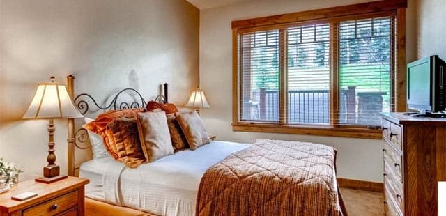 Emerald Lodge at Trappeurs Crossing