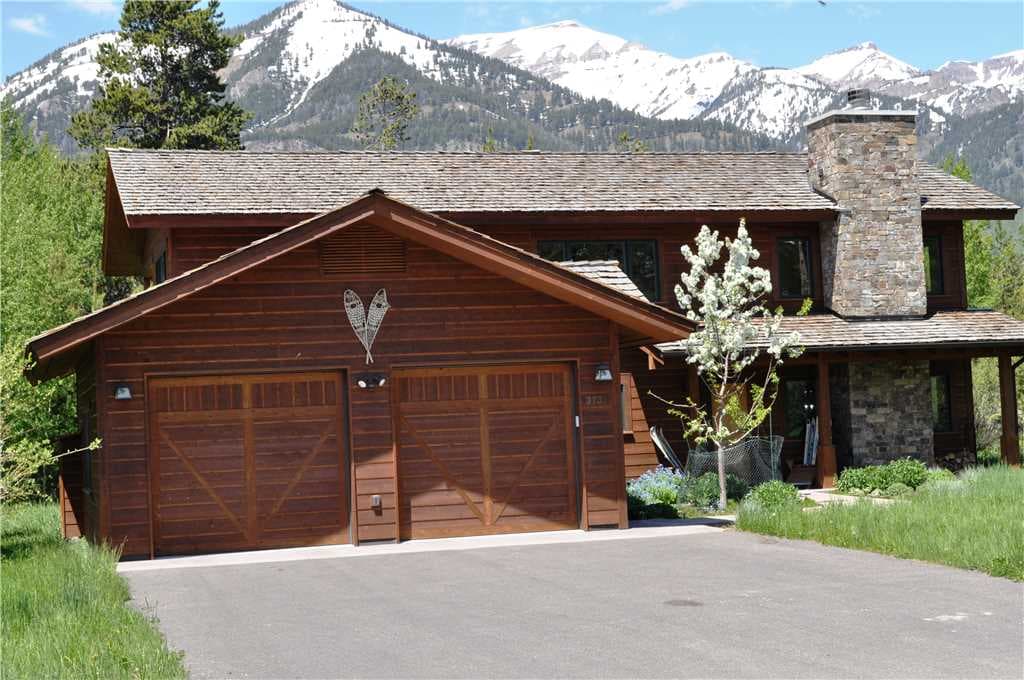 Summer Exterior