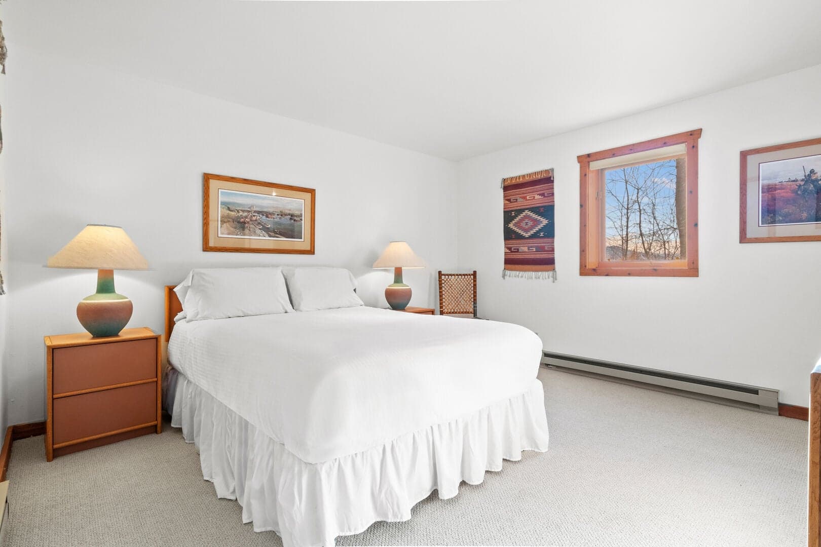 Lower Level Queen Bedroom