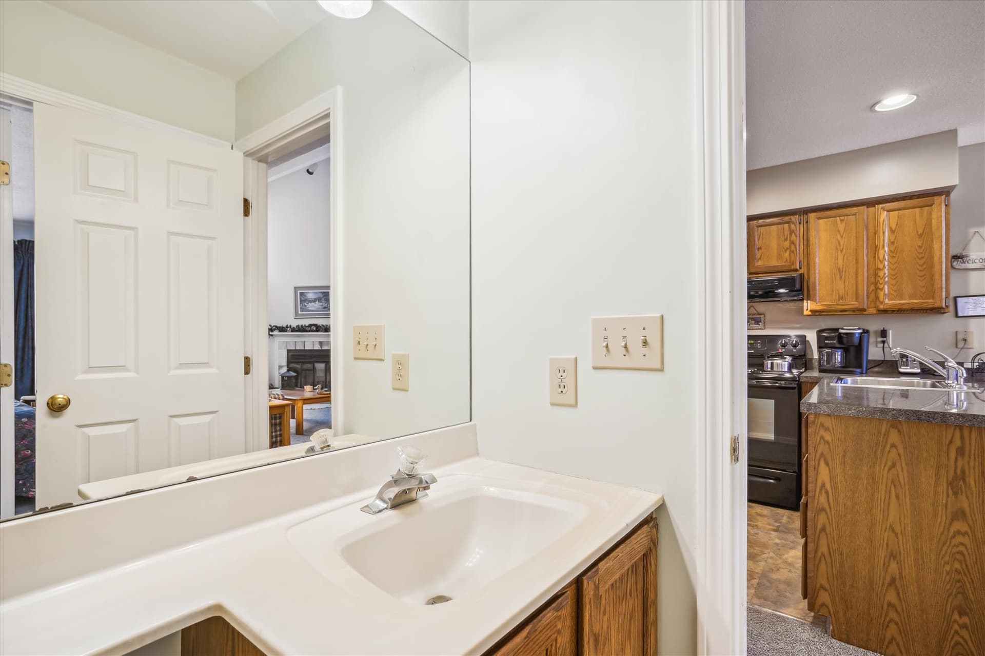 Full bathroom