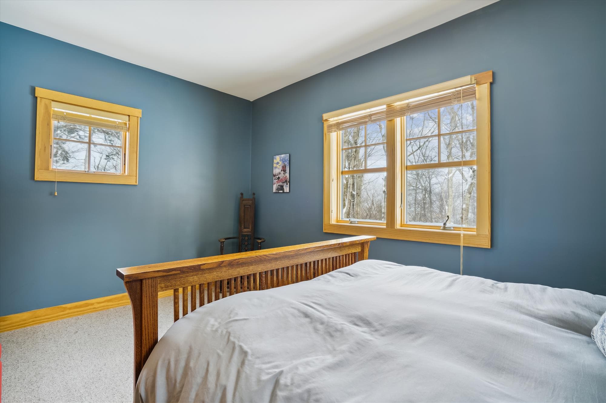 Queen bed