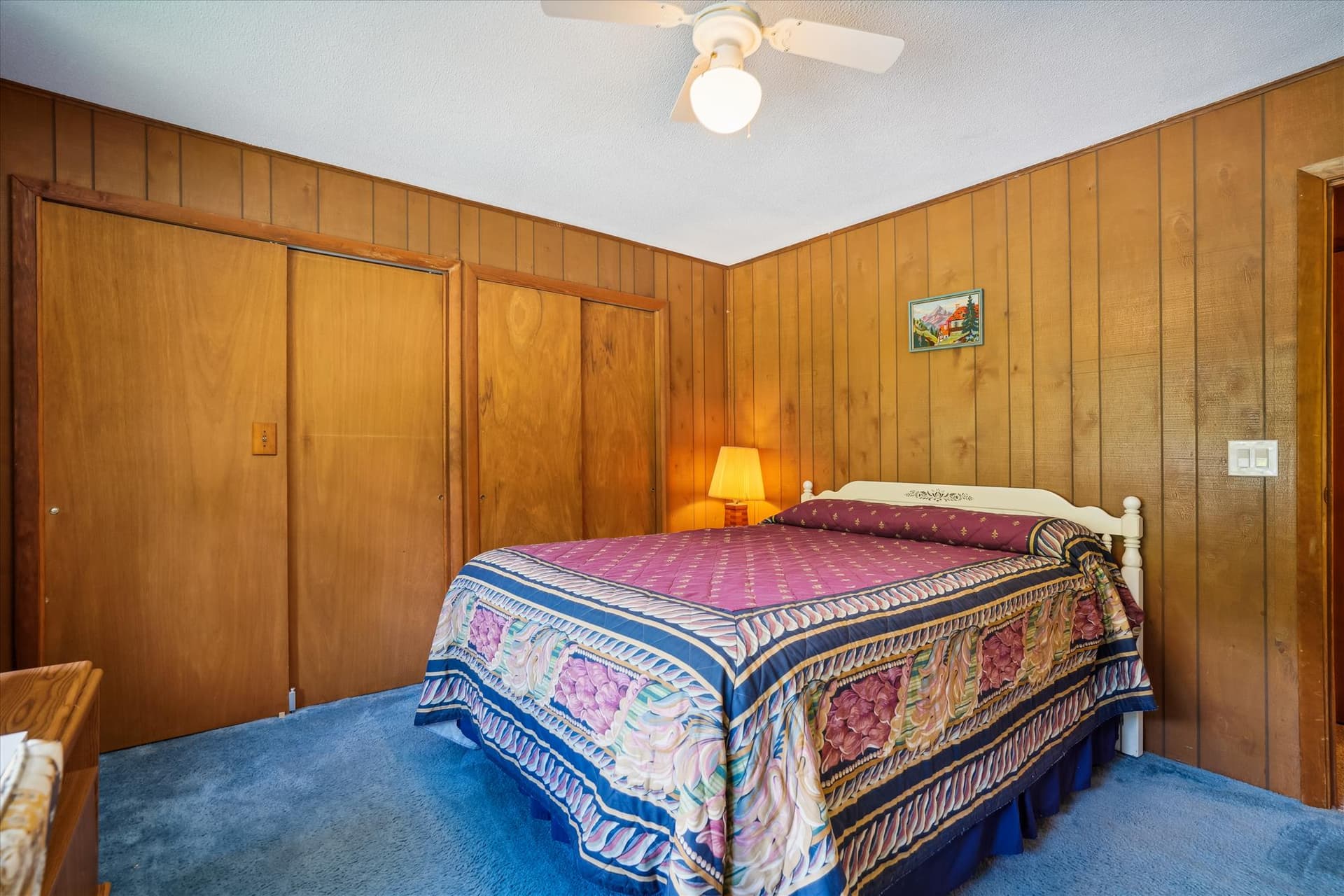 Queen bed