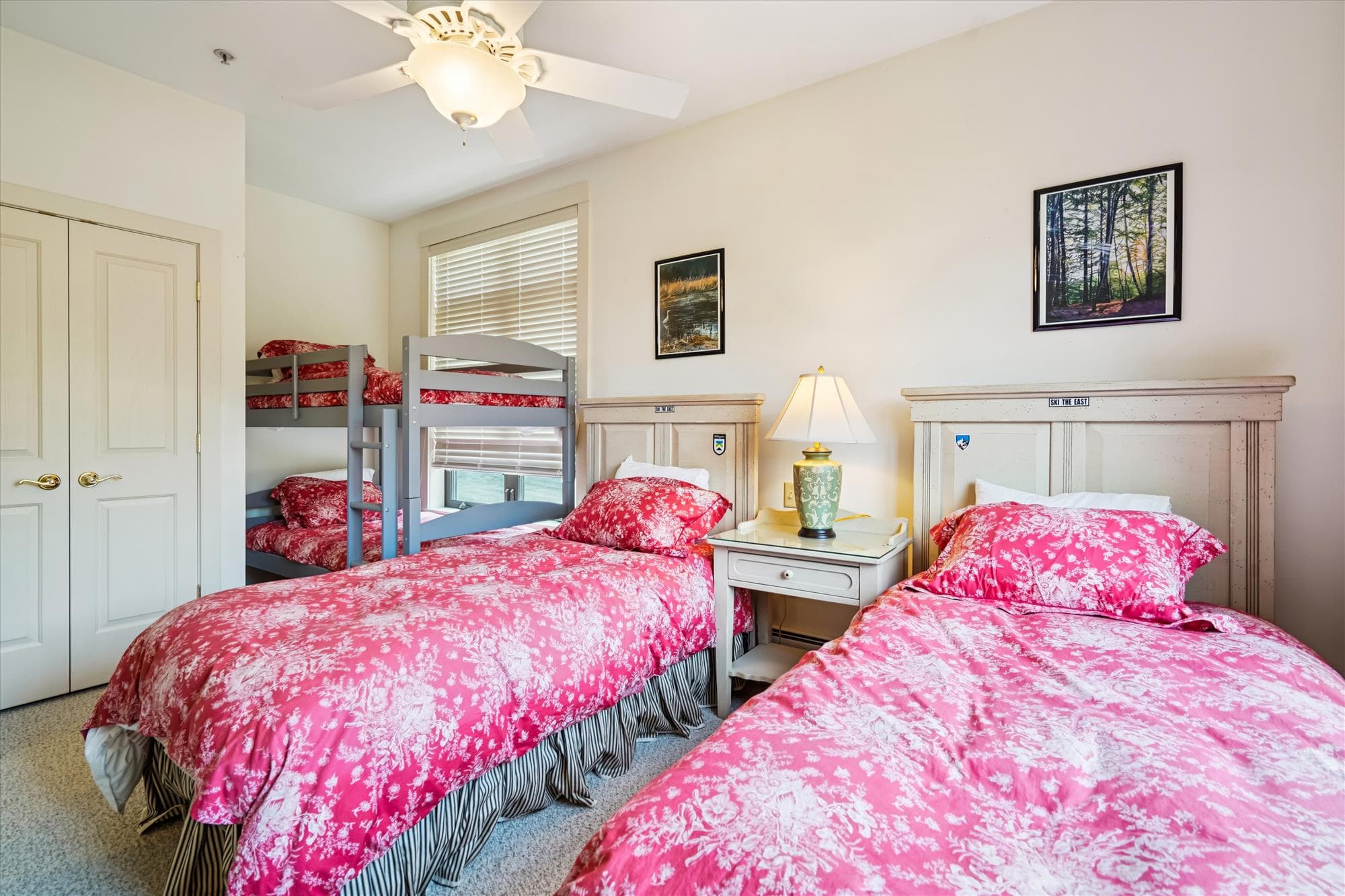 A favorite for families or friends, this cheerful bedroom offers two twin beds and a bunk set. Enjoy plenty of space to unwind after a full day of Vermont adventure.