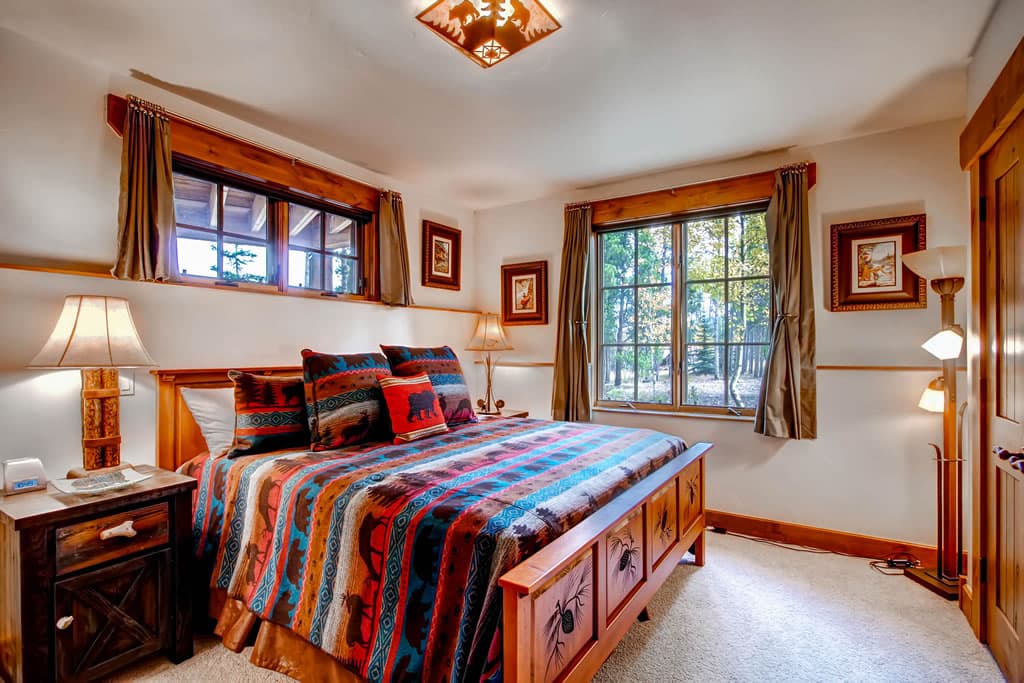 Bedroom - Hatari Lodge - Breckenridge Vacation Rental
