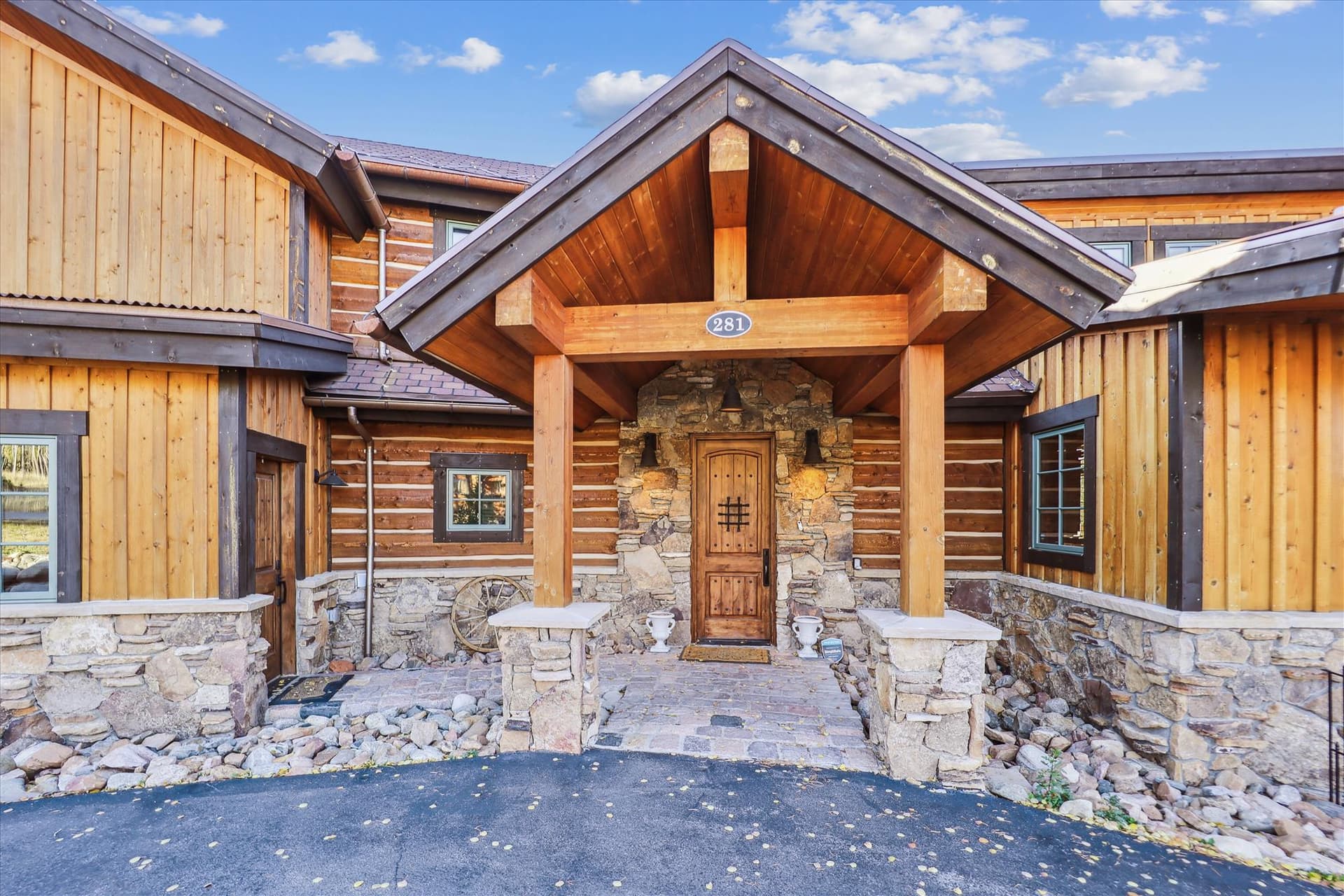 Exterior - Silver Circle Lodge - Breckenridge Vacation Rental