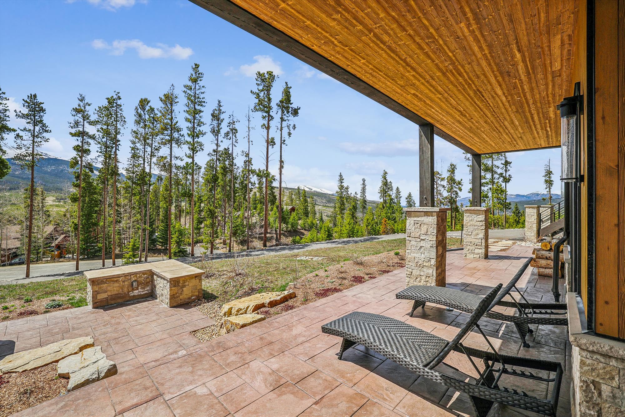 Exterior, The Crowne Summit, Breckenridge Vacation Rental