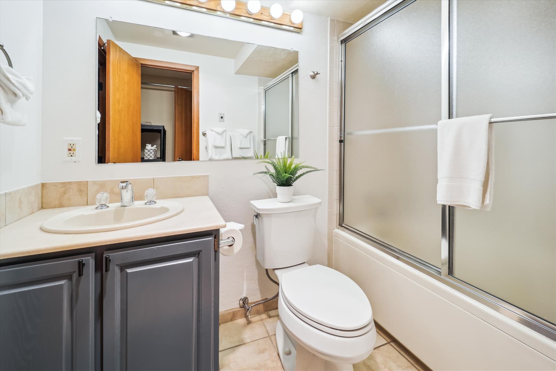 Bathroom, Twins Getaway at Meadow Creek, Breckenridge Vacation Rental