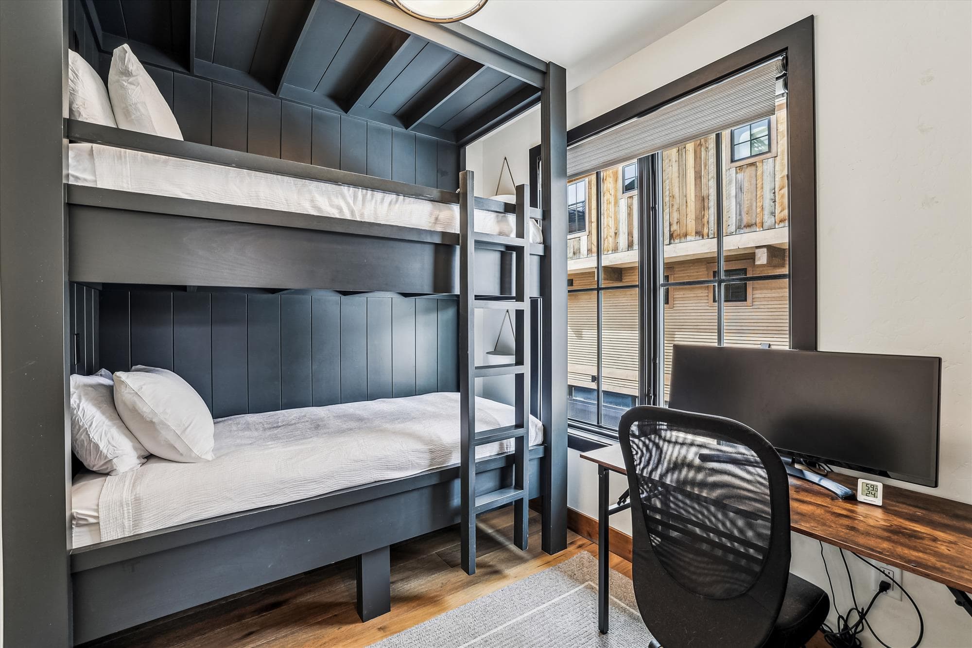 Bunk Room, Decked Out Downtown, Frisco Vacation Rental