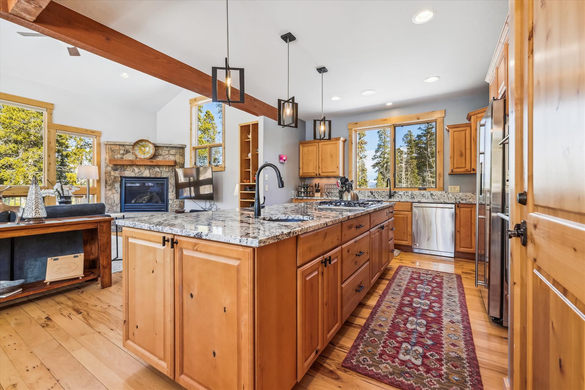 Kitchen - Lone Hand Lodge - Breckenridge Vacation Rental