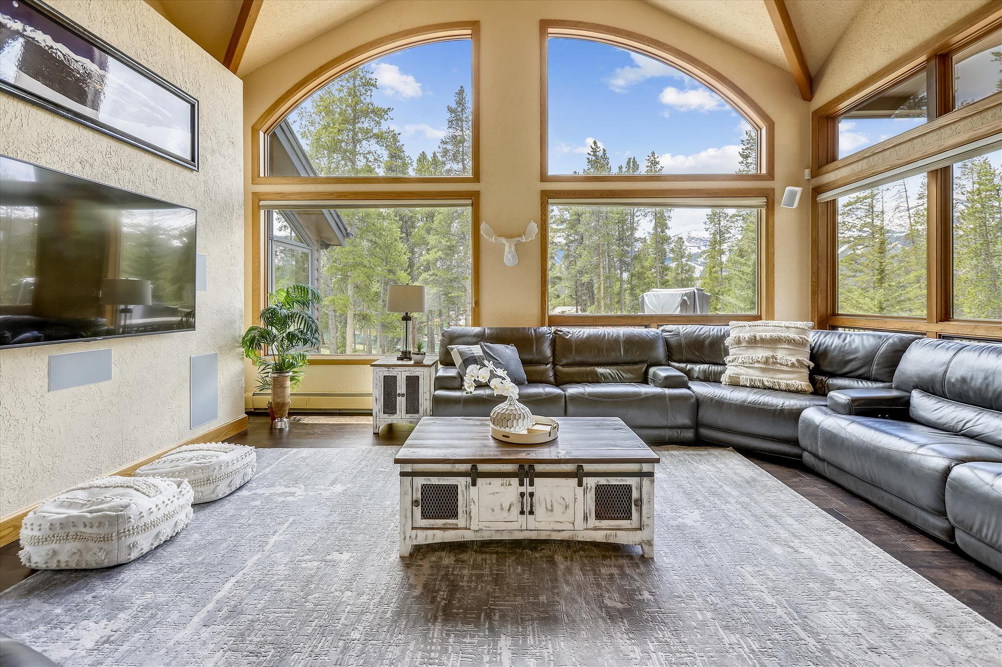Living Room - Evergreen Lodge - Breckenridge Vacation Rental