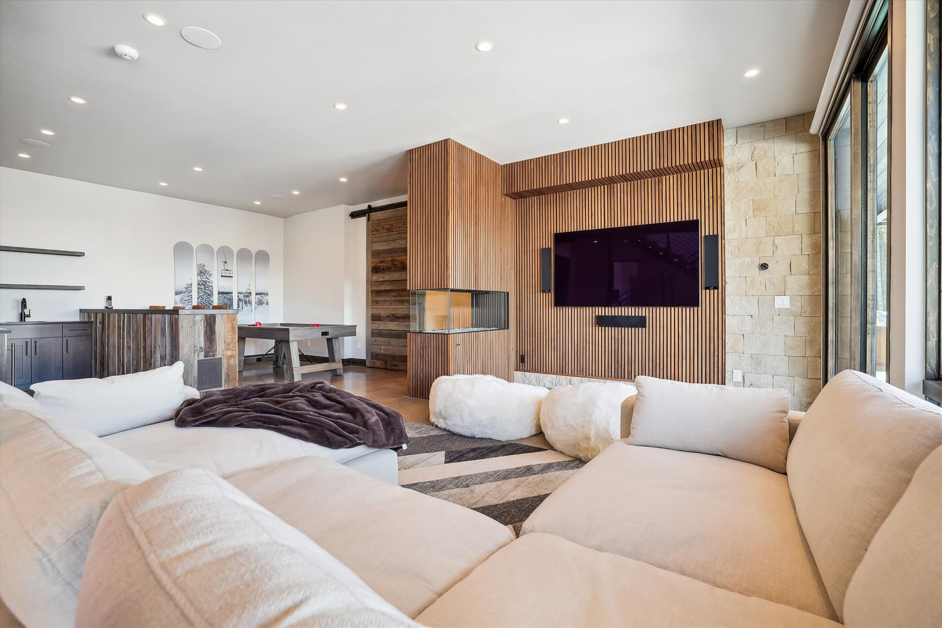 Living Area - Modern View Manor - Breckenridge Vacation Rental