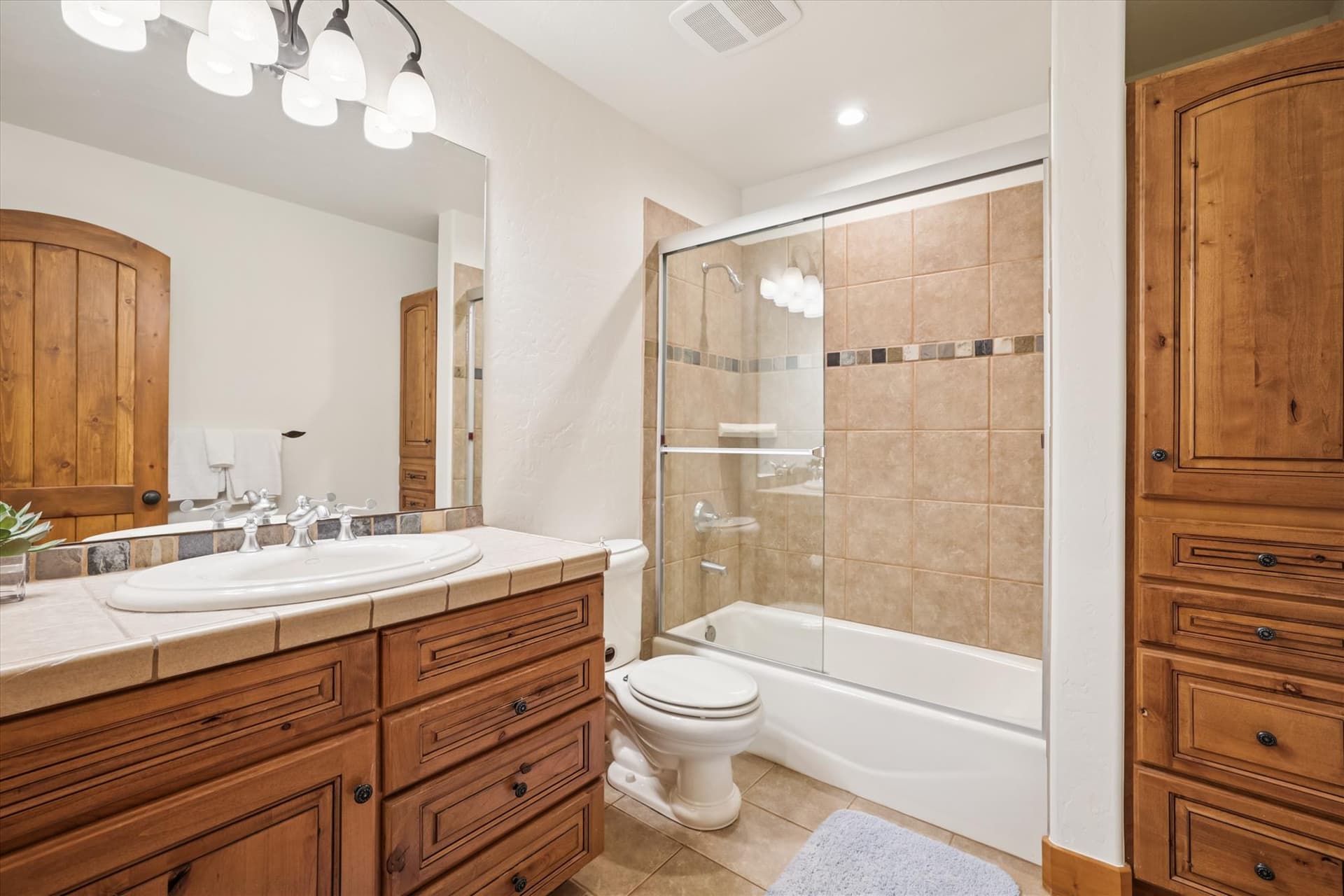 Bathroom - Ski Inn - Breckenridge Vacation Rental