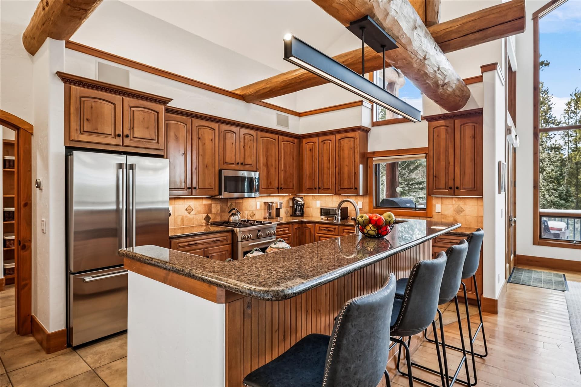 Kitchen - Ski Inn - Breckenridge Vacation Rental