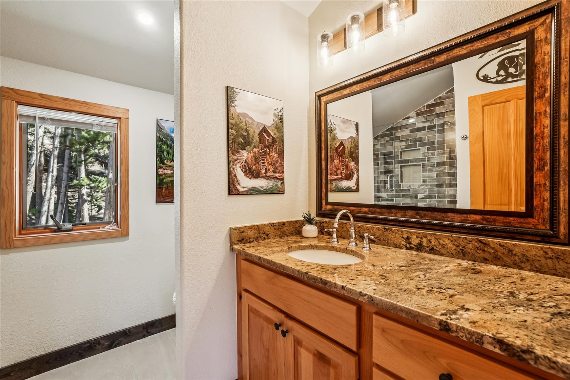 Bathroom - Mountain Serenity Retreat - Blue River Vacation Rental