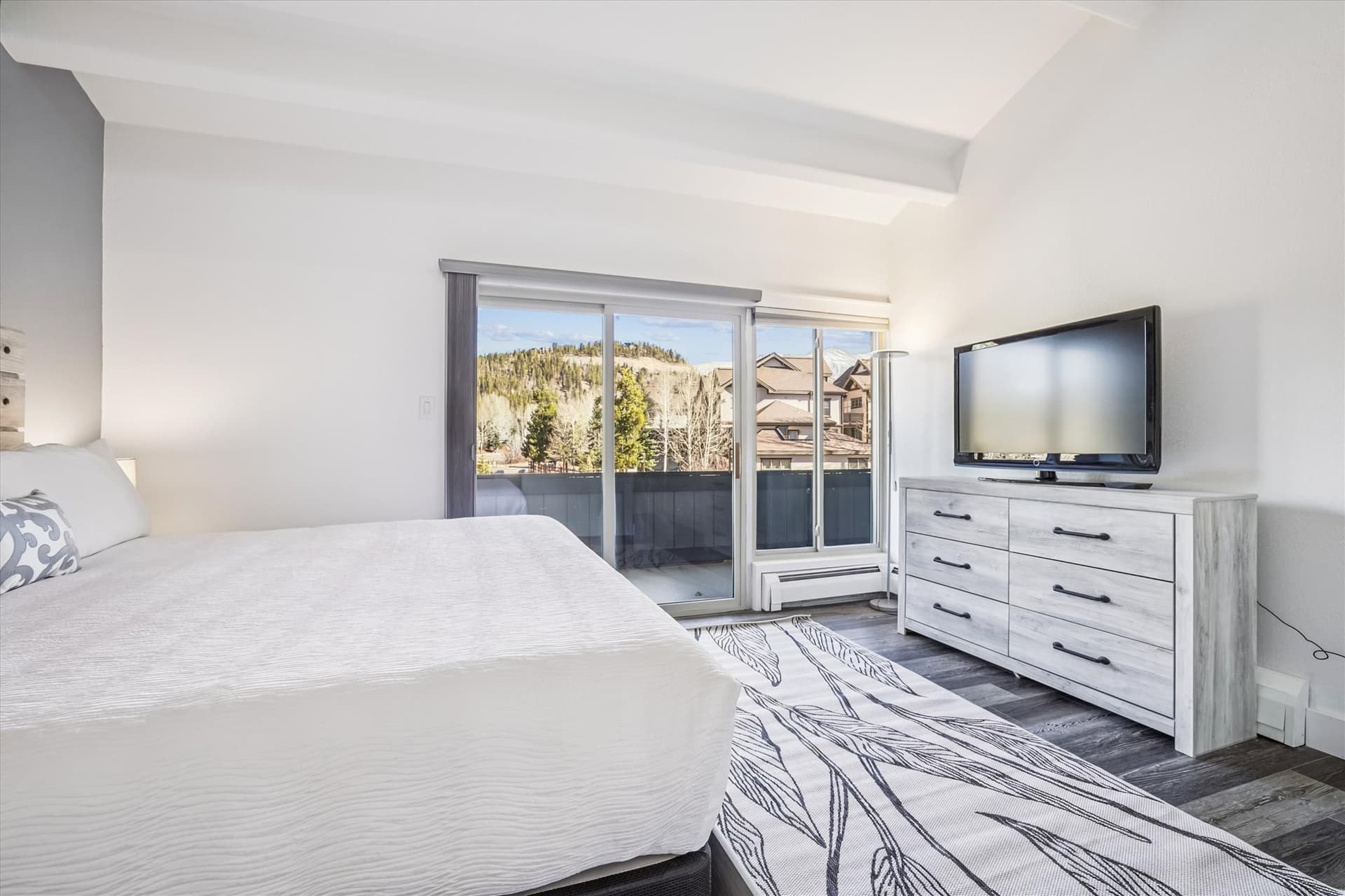 Bedroom - Lift Condo 301A - Breckenridge Vacation Rental