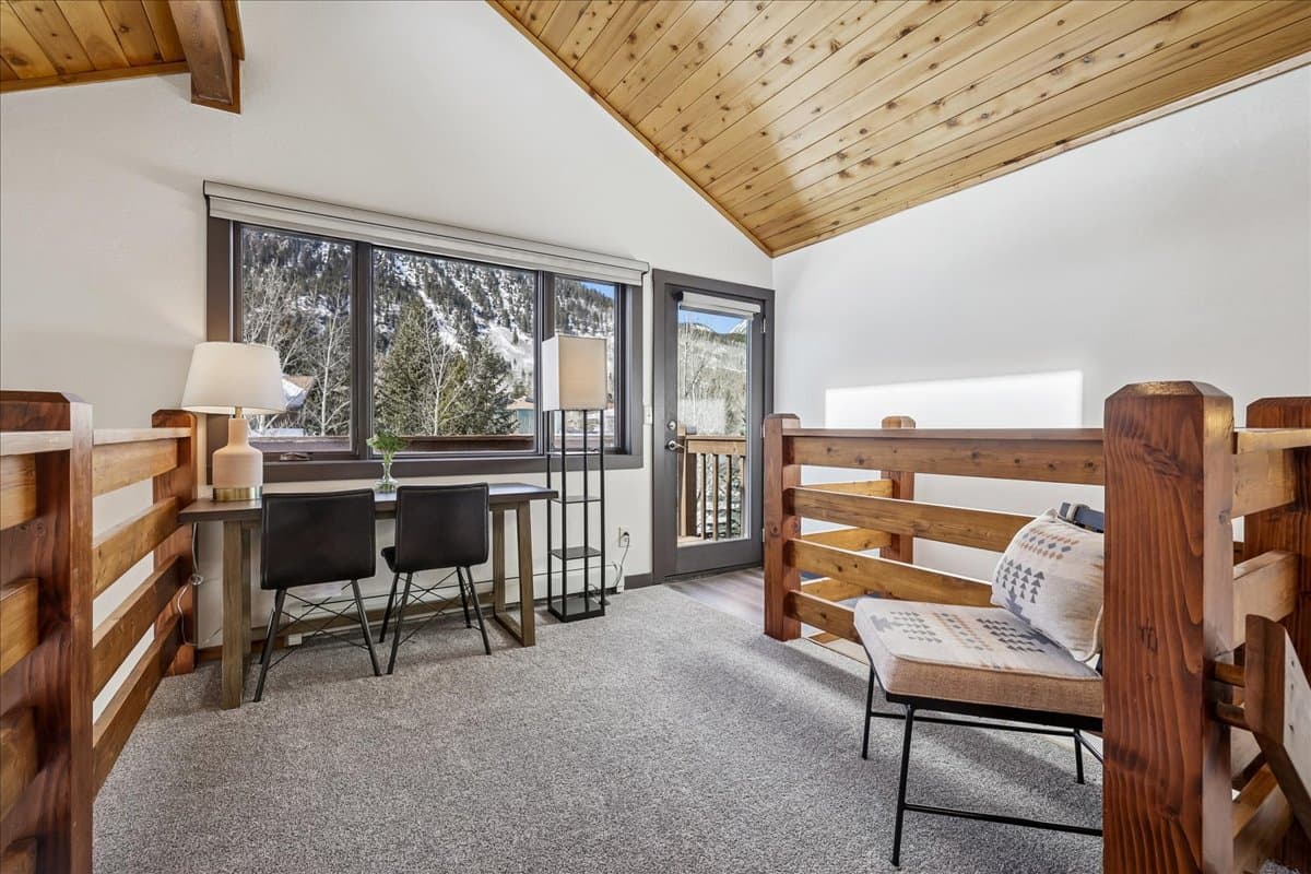 Loft - Villa Mount Royal - Frisco Vacation Rental