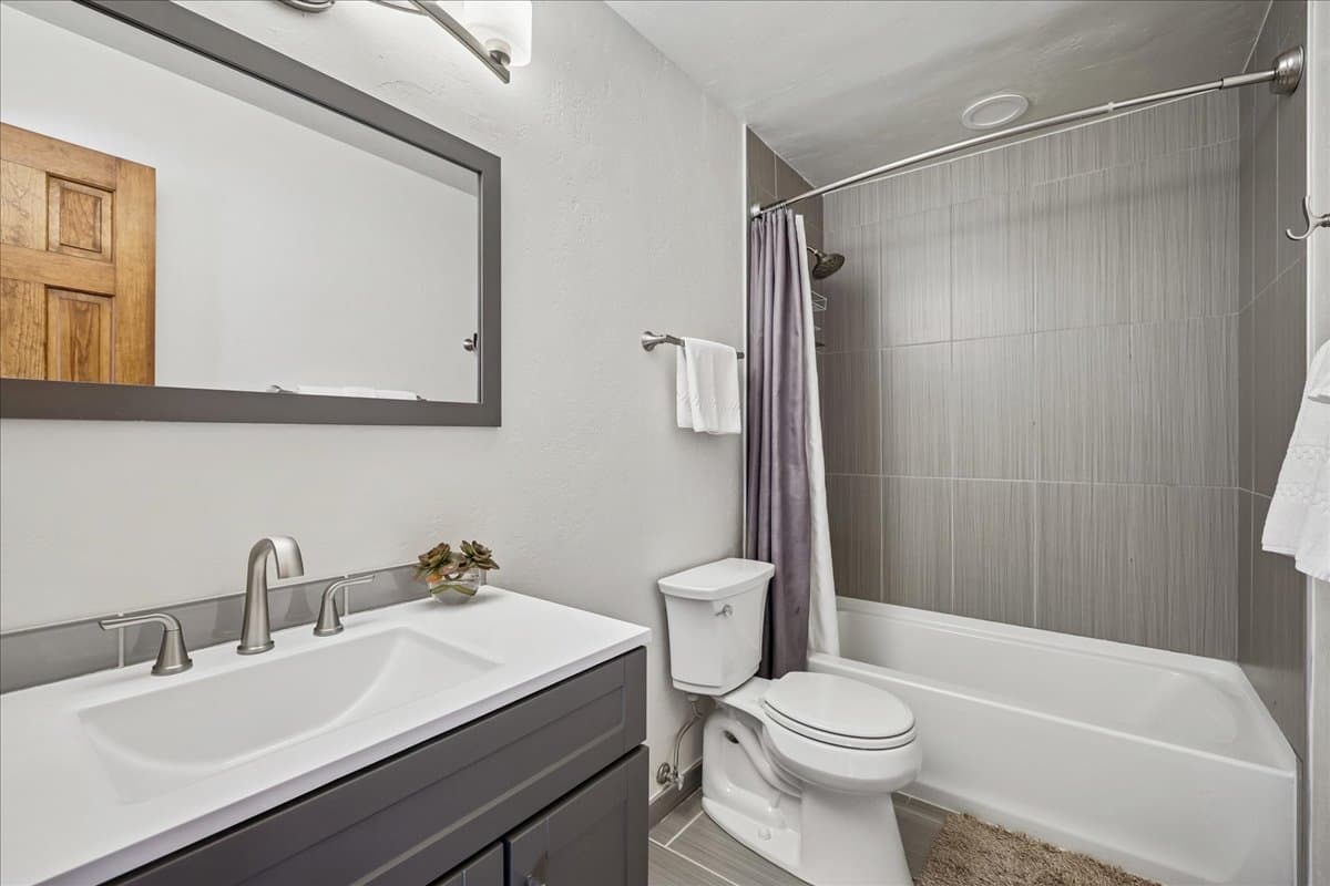 Bathroom - Villa Mount Royal - Frisco Vacation Rental