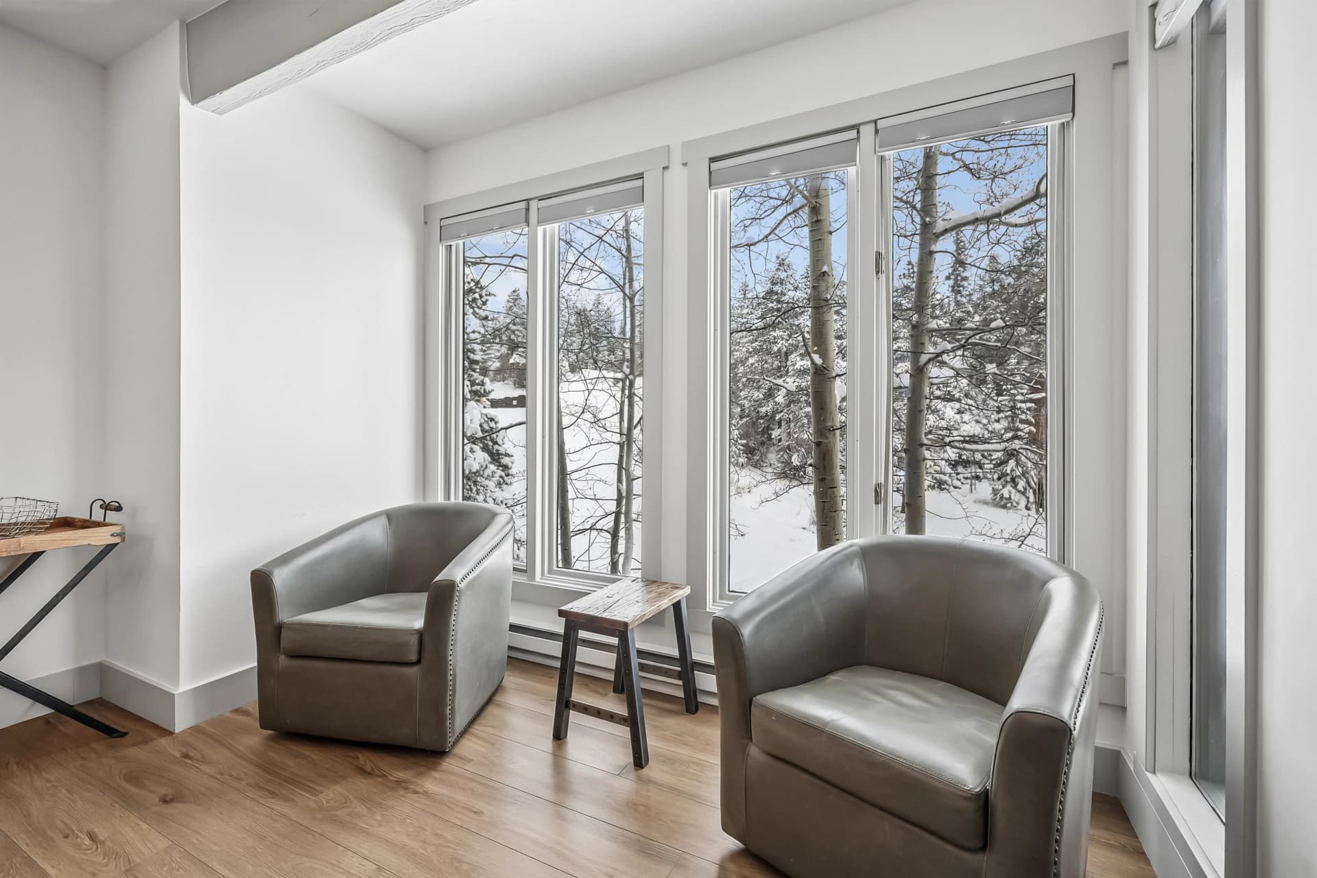 Dining Area - 4 O'Clock Lodge D27 - Breckenridge Vacation Rental