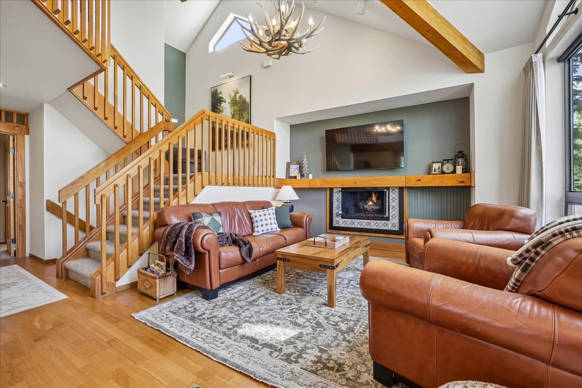 Living Area - Powder and Pines - Breckenridge 30+ Night Rental
