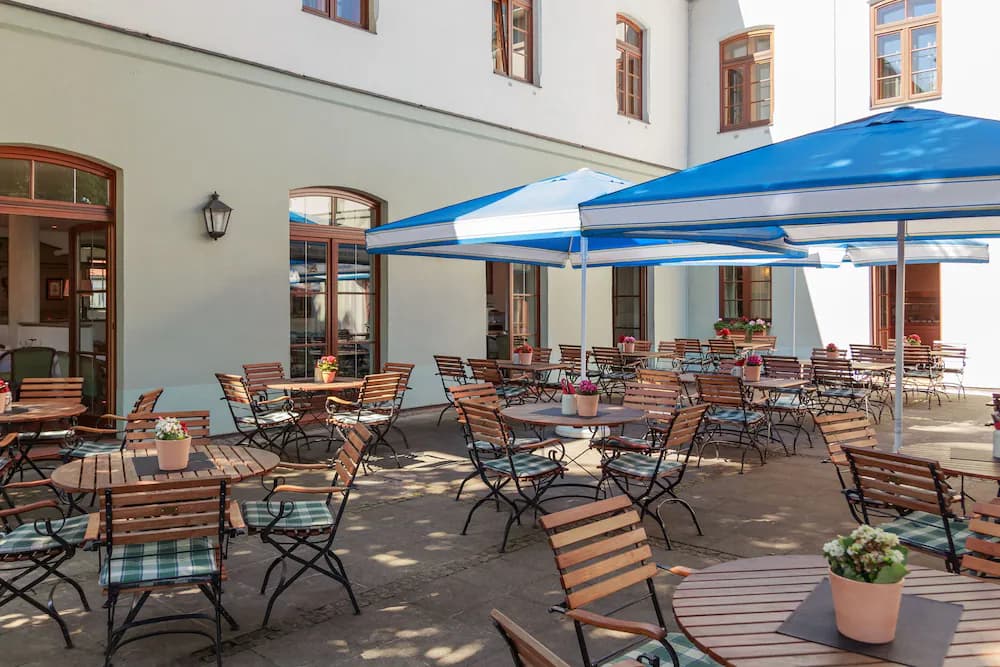 Sundeck