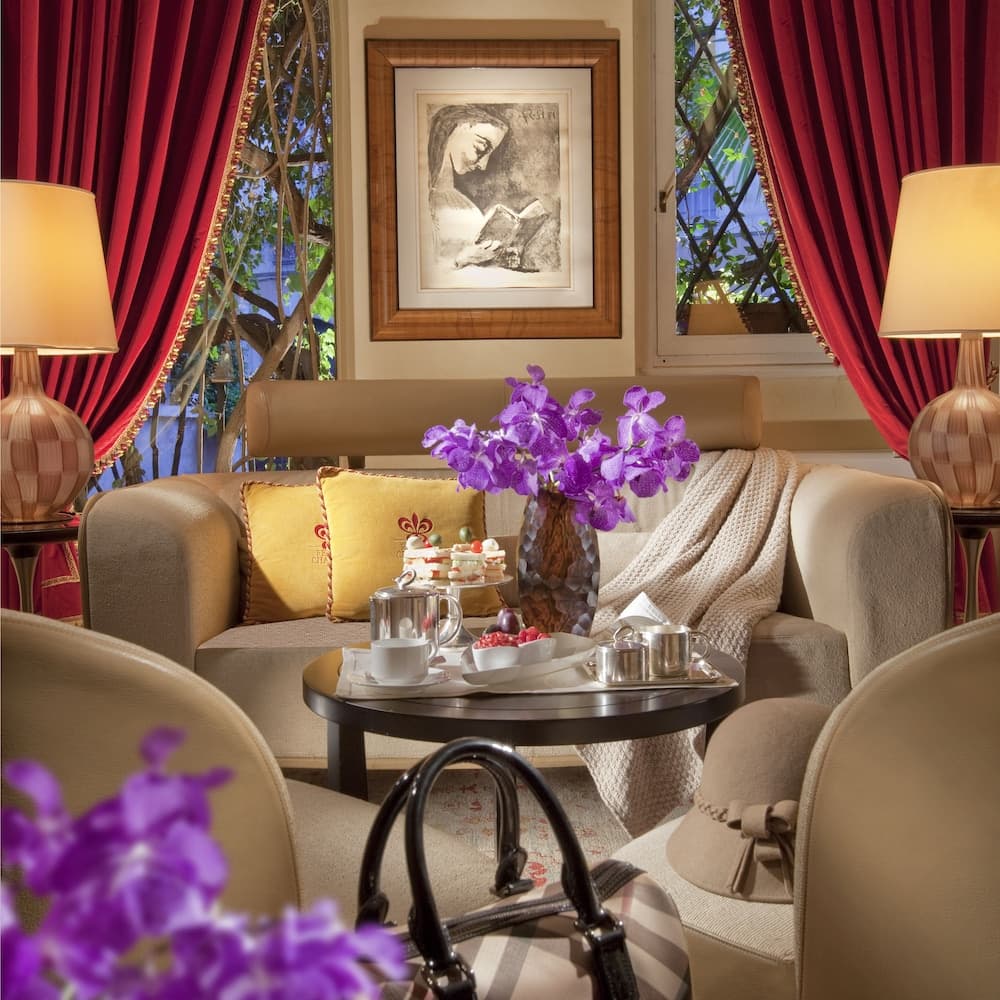 Lobby sitting area