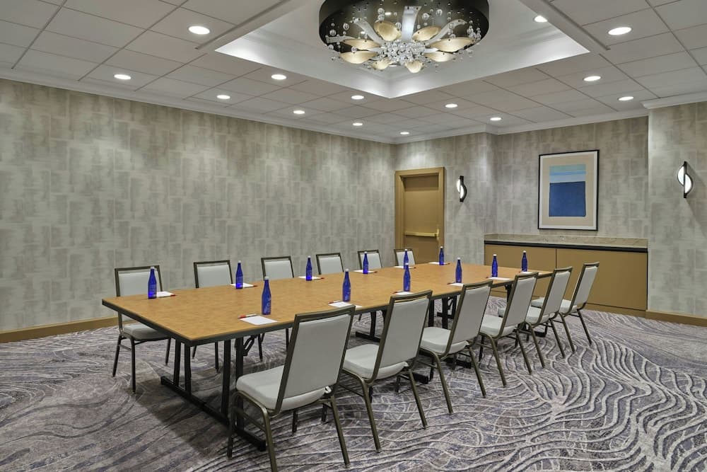 Meeting facility
