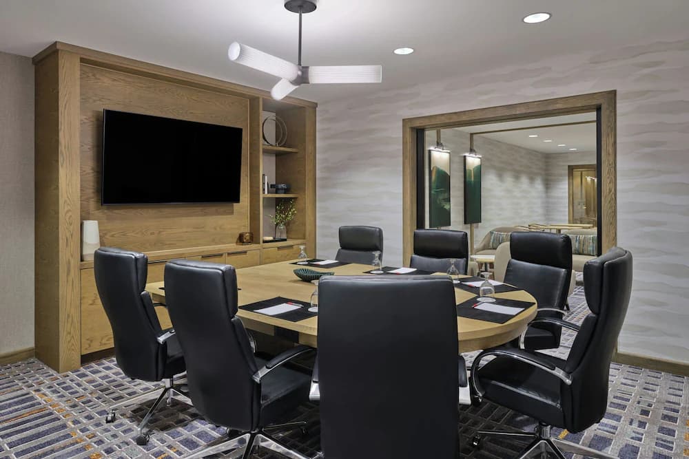 Meeting facility