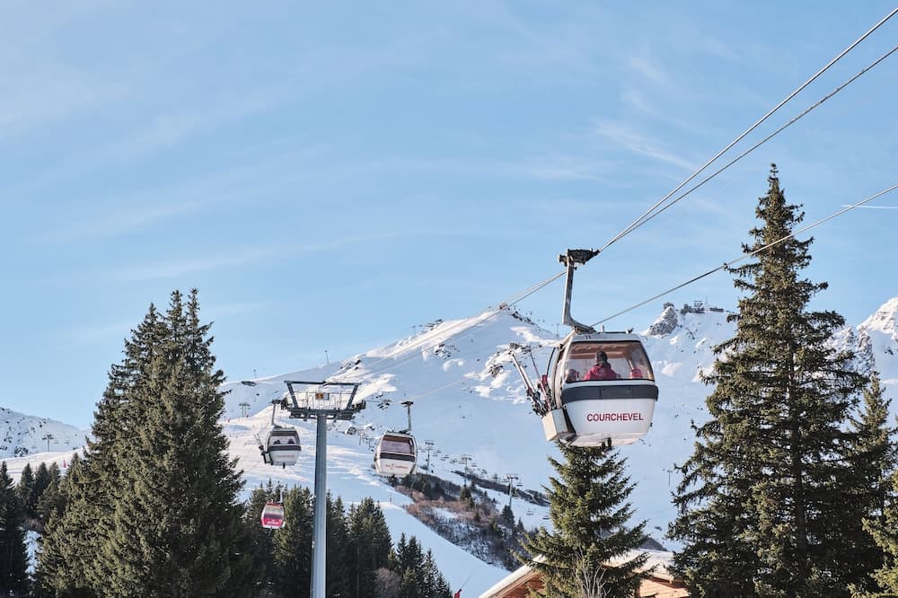 Skiing