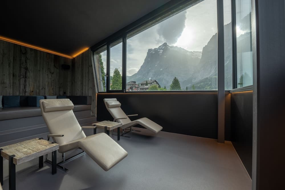 Infinity pool