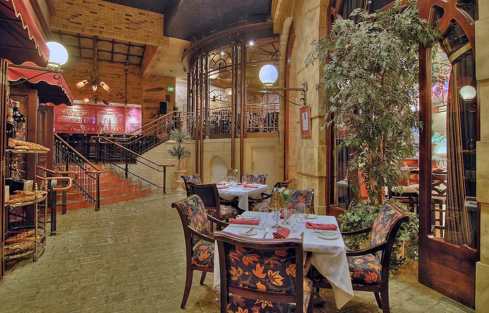 Restaurant