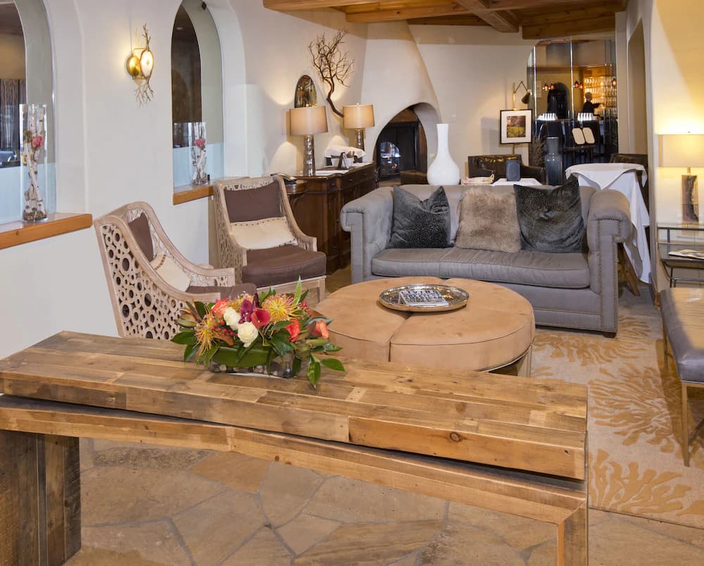 Lobby sitting area