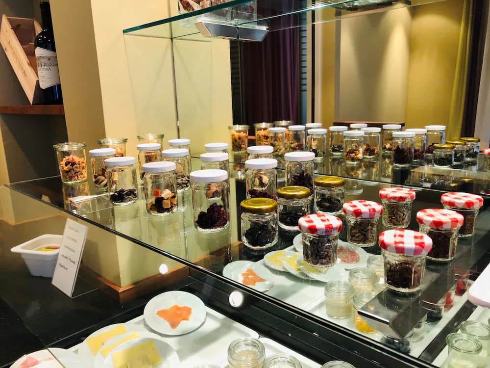 Breakfast buffet