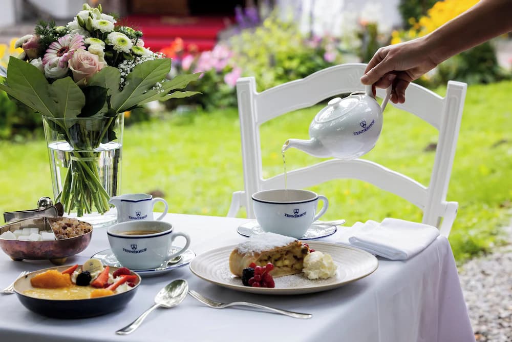 Coffee service