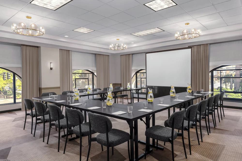 Meeting facility