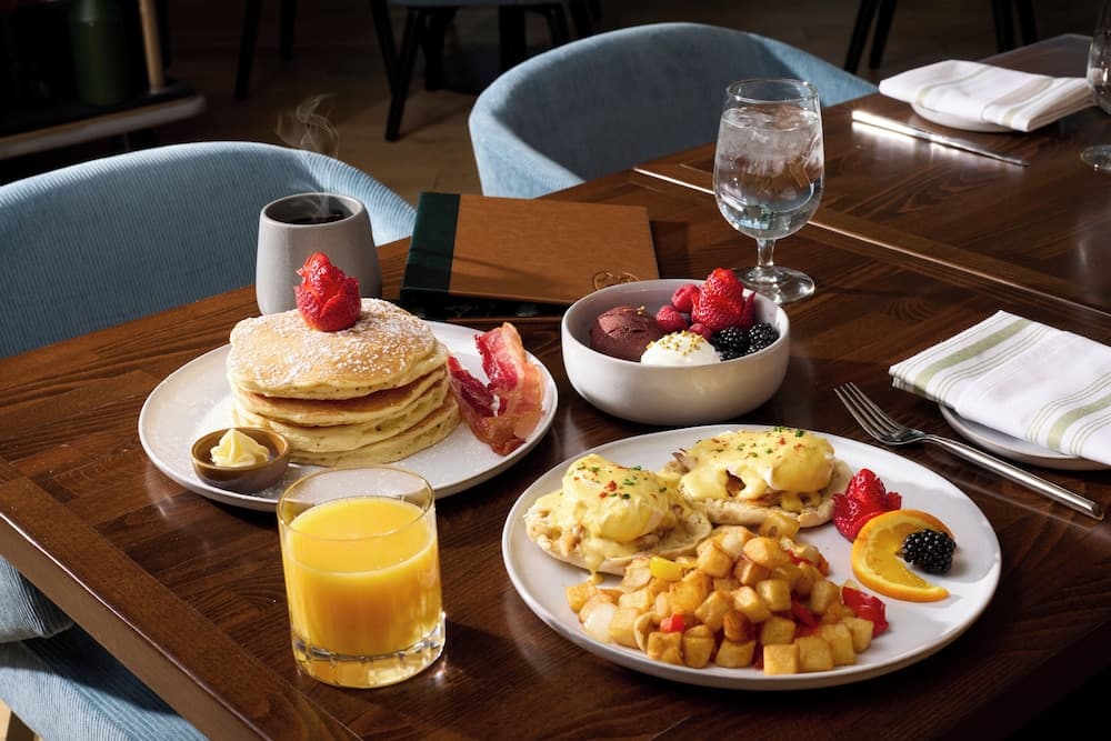 Breakfast meal