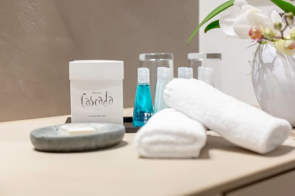 Bathroom amenities