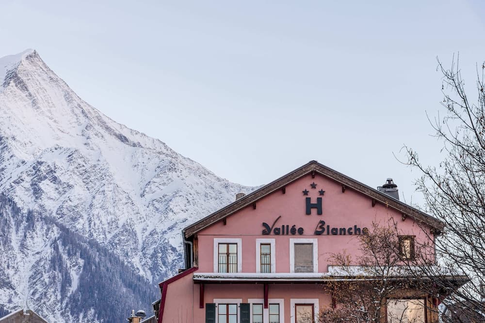 Primary image