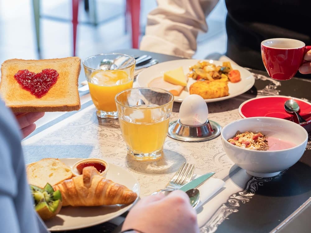 Breakfast area